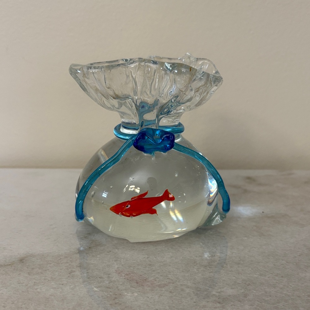 Artistic Glass Fish Sculpture with Blue and Red Highlights